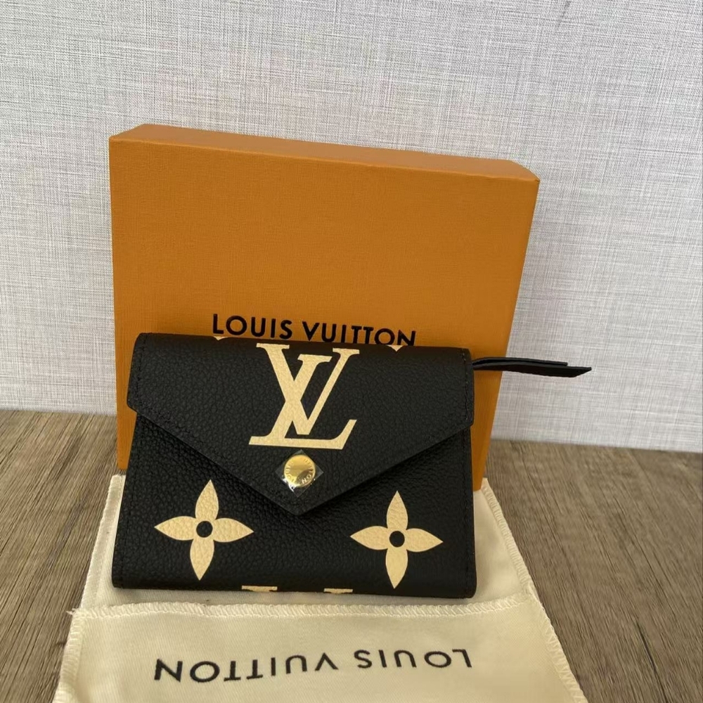 Louis Vuitton Victorine Wallet